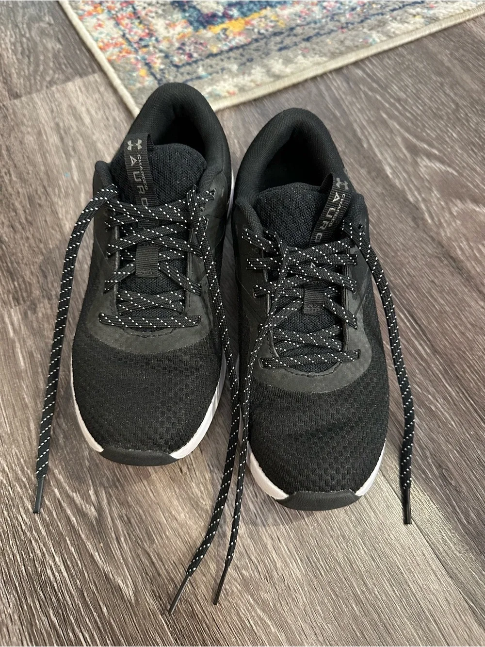 Under Armour Charged Aurora Cross Trainers Black/White Lightweight Sneakers 6.5